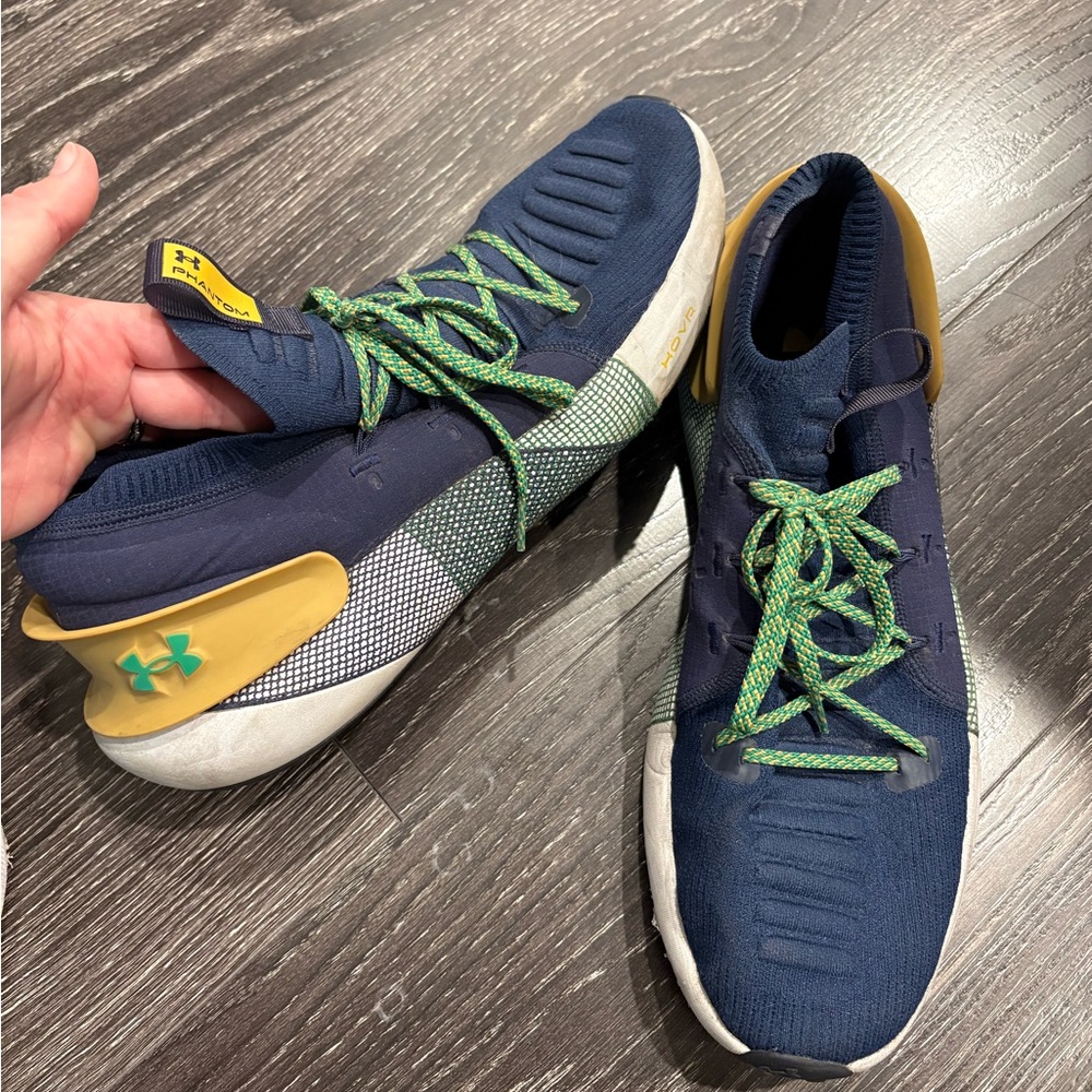 Under Armour NOTRE DAME MENS SHOE